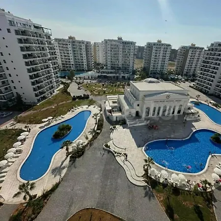 Apartment Pool View Caesar &